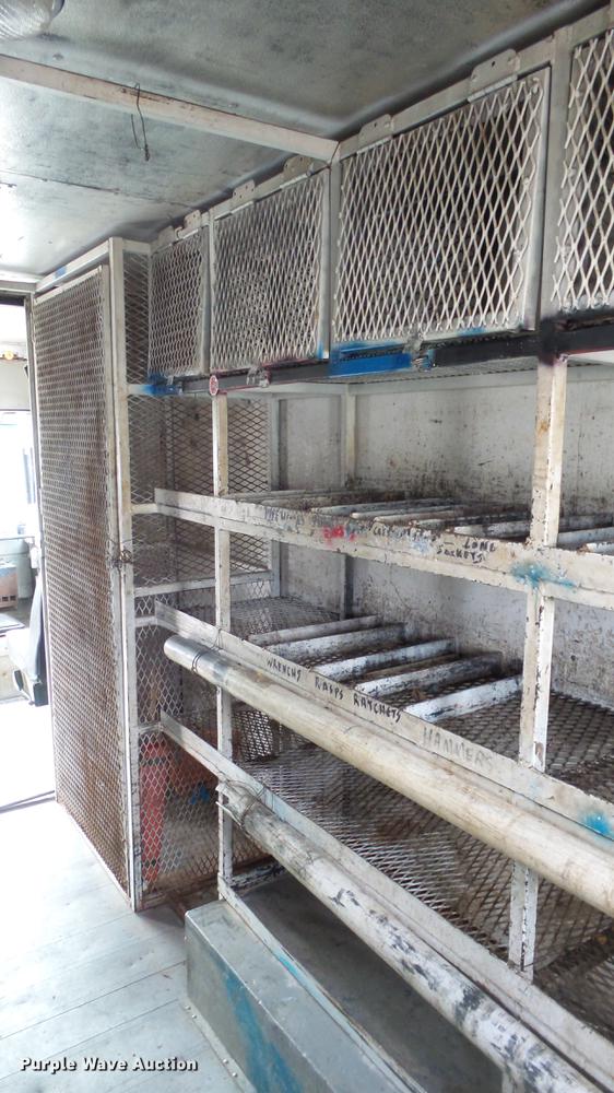 image for item DC3184 2009 Freightliner MT55 delivery truck