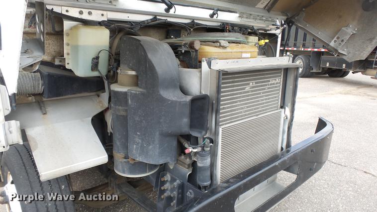 image for item DC3184 2009 Freightliner MT55 delivery truck