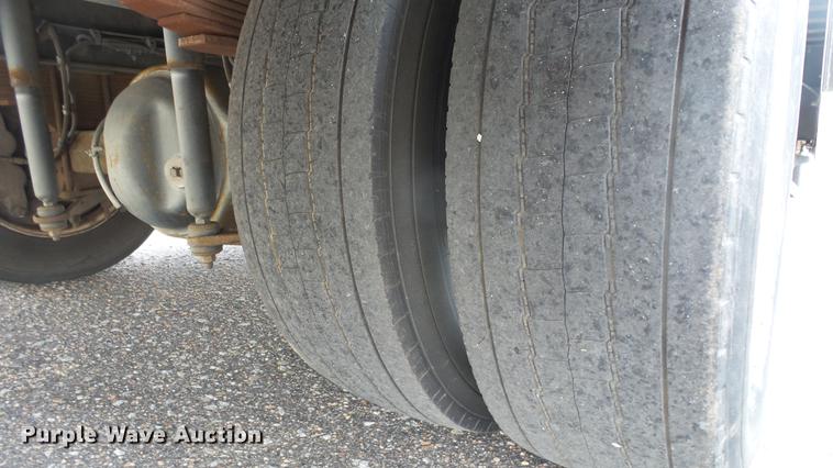 image for item DC3184 2009 Freightliner MT55 delivery truck