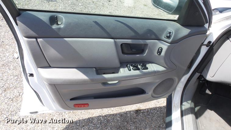 image for item DC3186 2006 Ford Taurus SE