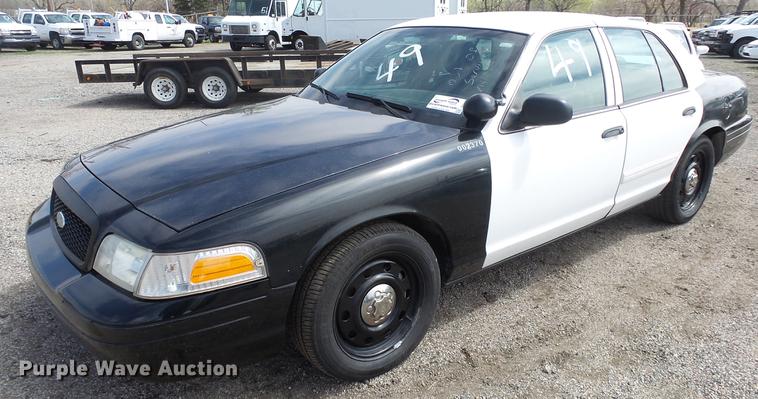image for item DC3188 2011 Ford Crown Victoria Police Interceptor