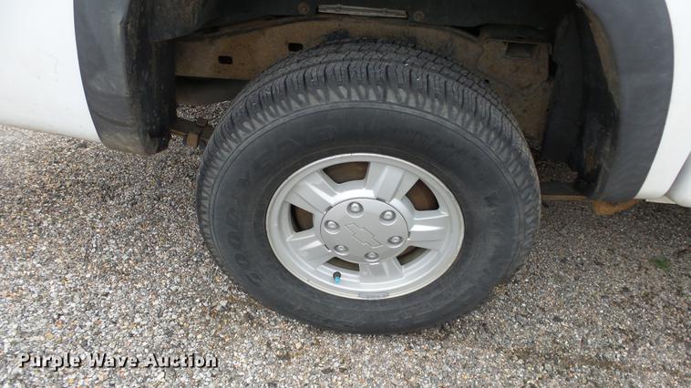 image for item DC3190 2006 Chevrolet Colorado Crew Cab pickup truck