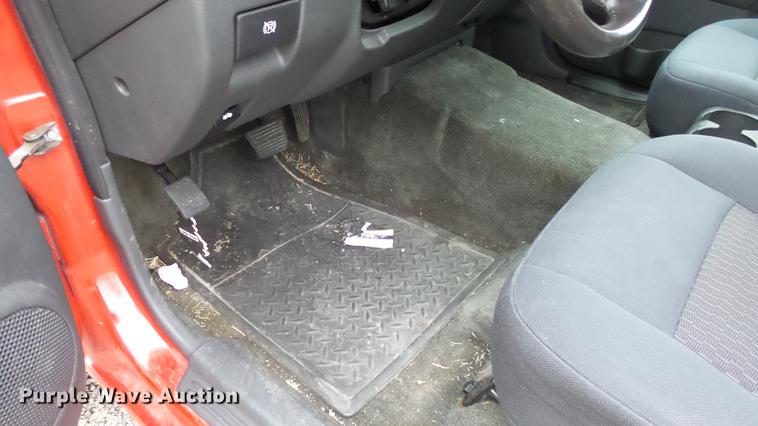 image for item DC3192 2006 Chevrolet Colorado Crew Cab pickup truck