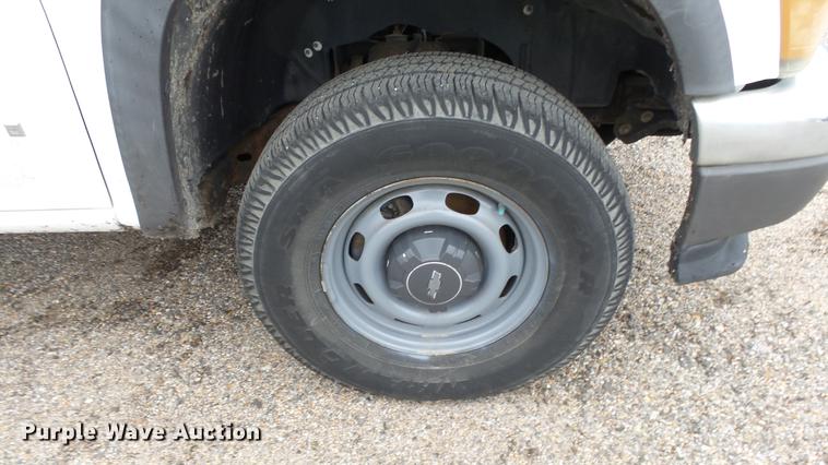 image for item DC3193 2008 Chevrolet Colorado Ext. Cab pickup truck