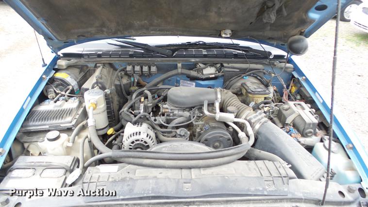 image for item DC3194 1997 Chevrolet S10 pickup truck