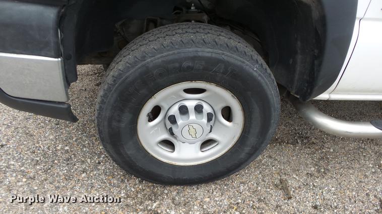 image for item DC3195 2006 Chevrolet Silverado 2500HD pickup truck