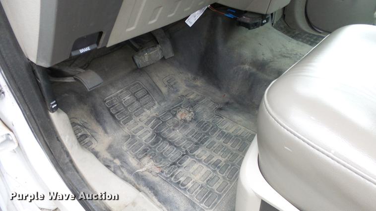 image for item DC3196 2008 Ford F250 Super Duty XL pickup truck