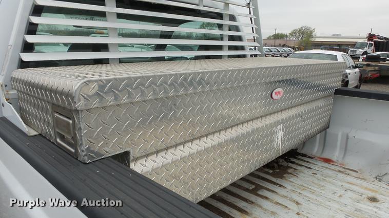 image for item DC3196 2008 Ford F250 Super Duty XL pickup truck