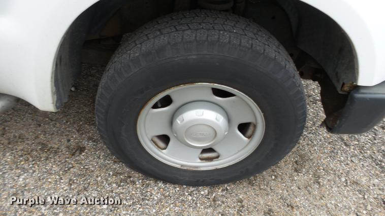 image for item DC3196 2008 Ford F250 Super Duty XL pickup truck