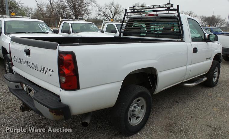image for item DC3197 2006 Chevrolet Silverado 2500HD pickup truck