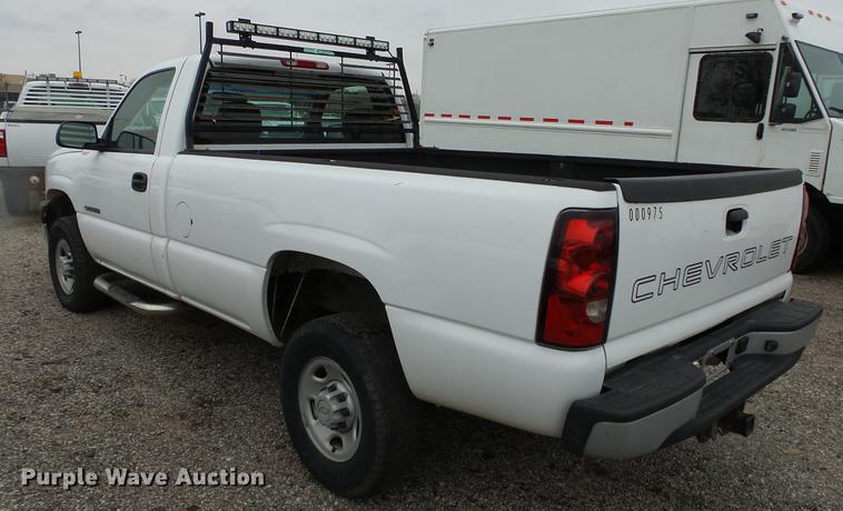 image for item DC3197 2006 Chevrolet Silverado 2500HD pickup truck
