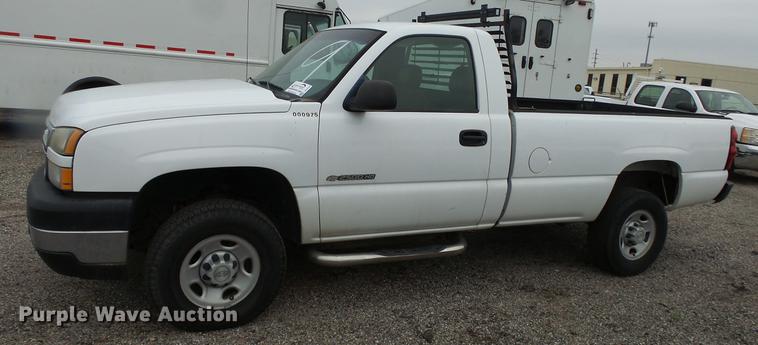 image for item DC3197 2006 Chevrolet Silverado 2500HD pickup truck