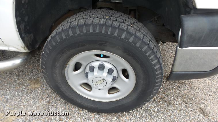 image for item DC3197 2006 Chevrolet Silverado 2500HD pickup truck