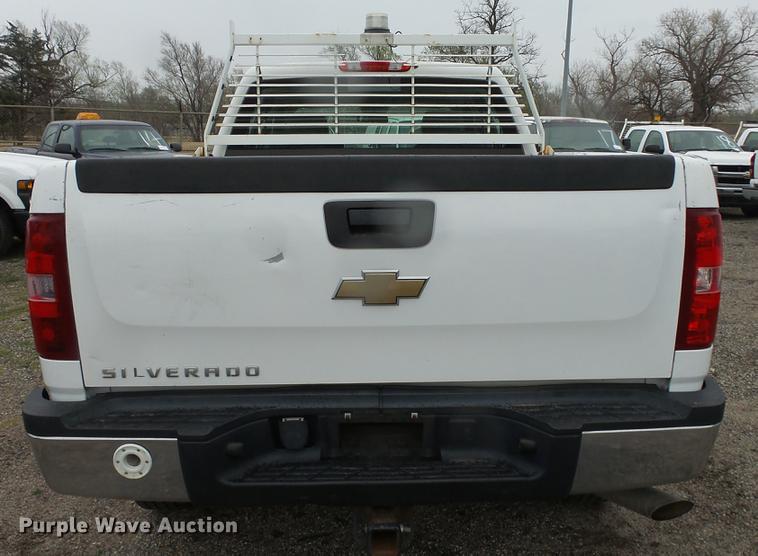 image for item DC3198 2007 Chevrolet Silverado 2500HD Crew Cab pickup truck