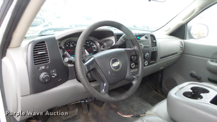 image for item DC3198 2007 Chevrolet Silverado 2500HD Crew Cab pickup truck