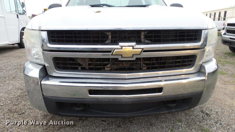 image for item DC3198 2007 Chevrolet Silverado 2500HD Crew Cab pickup truck