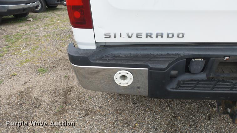 image for item DC3198 2007 Chevrolet Silverado 2500HD Crew Cab pickup truck