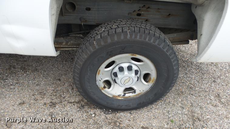 image for item DC3198 2007 Chevrolet Silverado 2500HD Crew Cab pickup truck