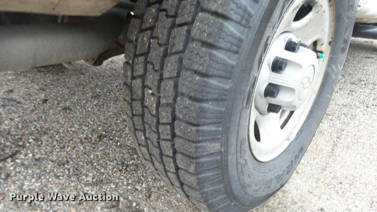 image for item DC3198 2007 Chevrolet Silverado 2500HD Crew Cab pickup truck