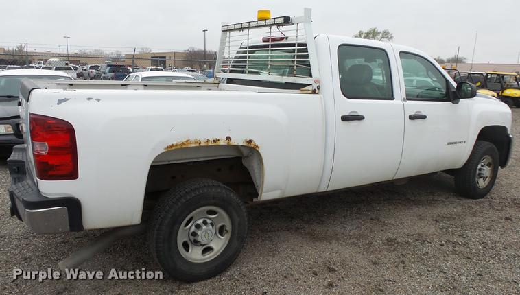 image for item DC3199 2007 Chevrolet Silverado 2500HD Crew Cab pickup truck