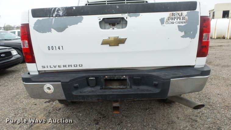 image for item DC3199 2007 Chevrolet Silverado 2500HD Crew Cab pickup truck