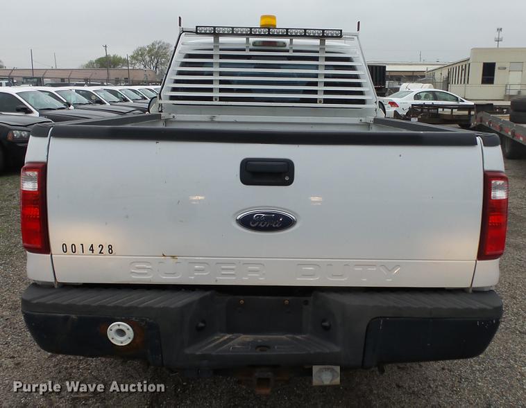 image for item DC3201 2008 Ford F250 Super Duty XL pickup truck