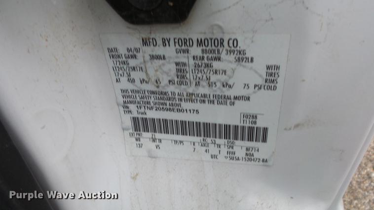 image for item DC3201 2008 Ford F250 Super Duty XL pickup truck