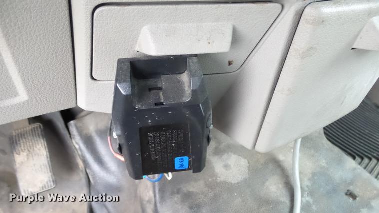 image for item DC3201 2008 Ford F250 Super Duty XL pickup truck