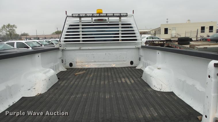 image for item DC3201 2008 Ford F250 Super Duty XL pickup truck