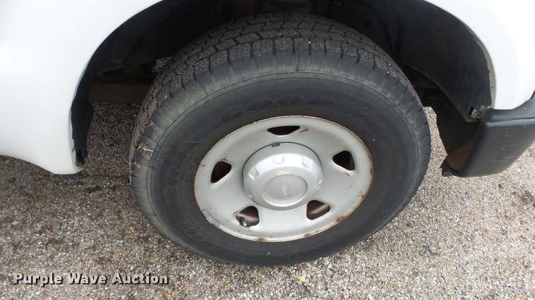 image for item DC3201 2008 Ford F250 Super Duty XL pickup truck