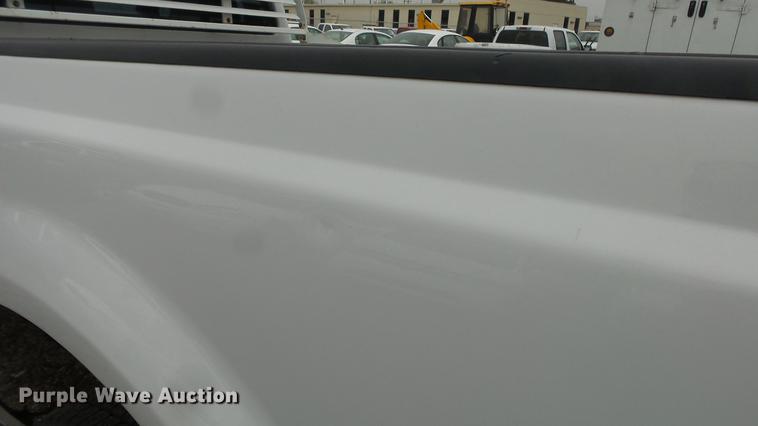 image for item DC3201 2008 Ford F250 Super Duty XL pickup truck