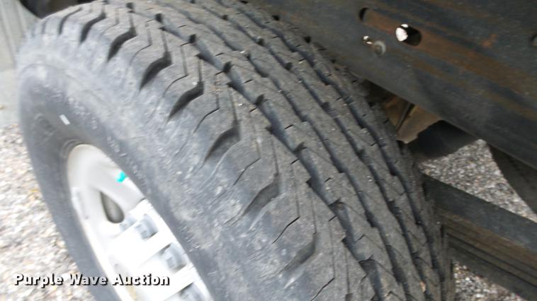 image for item DC3202 2002 Chevrolet Silverado 2500HD Ext. Cab pickup truck