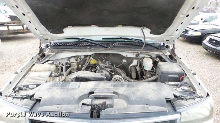 image for item DC3203 2006 Chevrolet Silverado 2500HD pickup truck