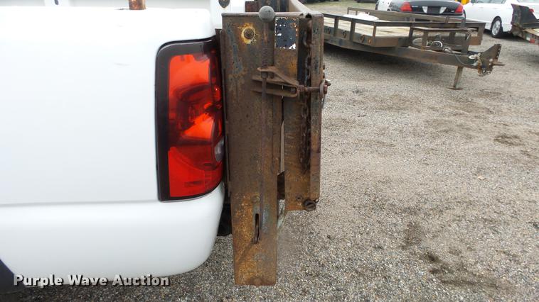 image for item DC3203 2006 Chevrolet Silverado 2500HD pickup truck