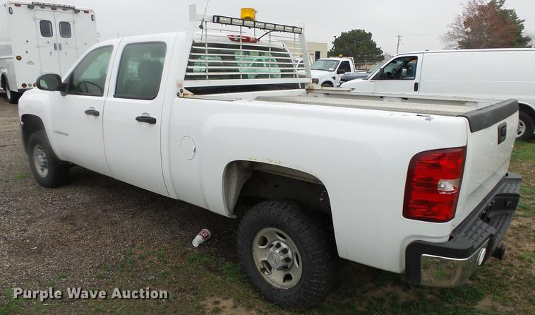 image for item DC3206 2007 Chevrolet Silverado 2500HD Crew Cab pickup truck