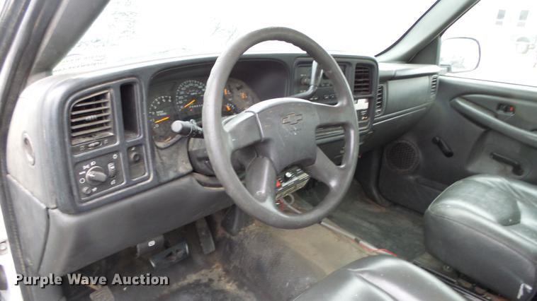 image for item DC3207 2006 Chevrolet Silverado 2500HD pickup truck