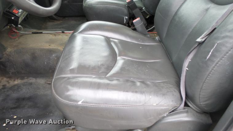 image for item DC3207 2006 Chevrolet Silverado 2500HD pickup truck