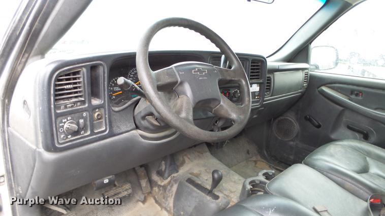 image for item DC3208 2006 Chevrolet Silverado 2500HD pickup truck