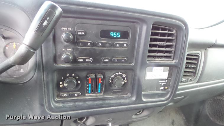 image for item DC3208 2006 Chevrolet Silverado 2500HD pickup truck