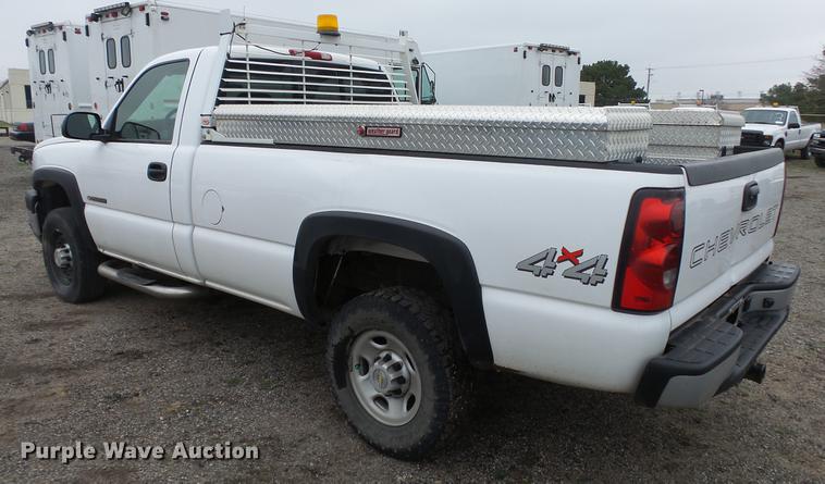 image for item DC3209 2006 Chevrolet Silverado 2500HD pickup truck