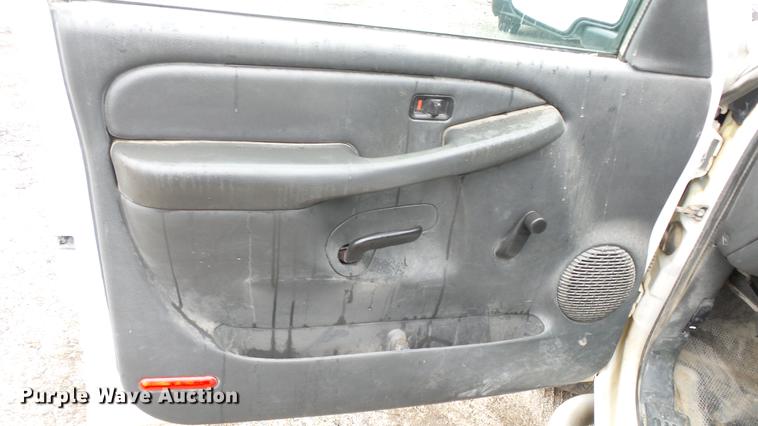 image for item DC3209 2006 Chevrolet Silverado 2500HD pickup truck