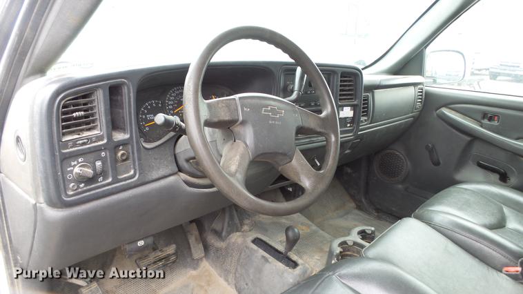 image for item DC3209 2006 Chevrolet Silverado 2500HD pickup truck