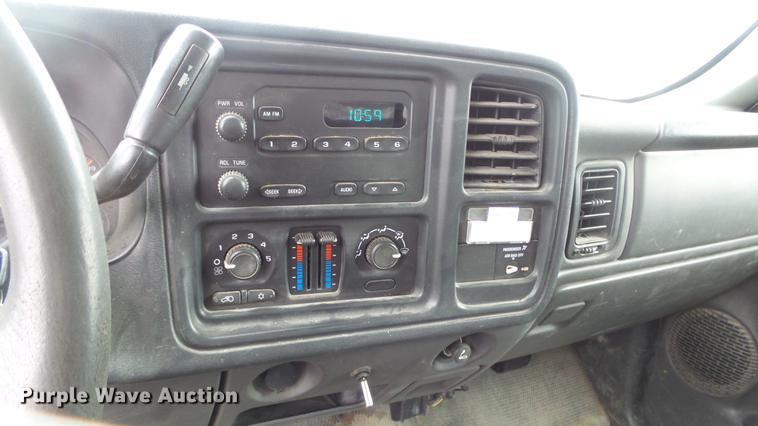 image for item DC3209 2006 Chevrolet Silverado 2500HD pickup truck