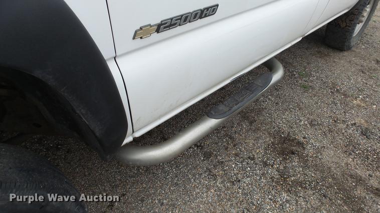 image for item DC3209 2006 Chevrolet Silverado 2500HD pickup truck