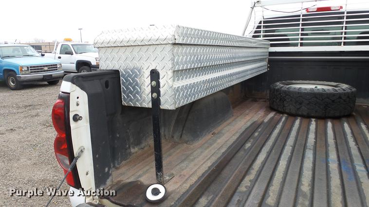 image for item DC3209 2006 Chevrolet Silverado 2500HD pickup truck