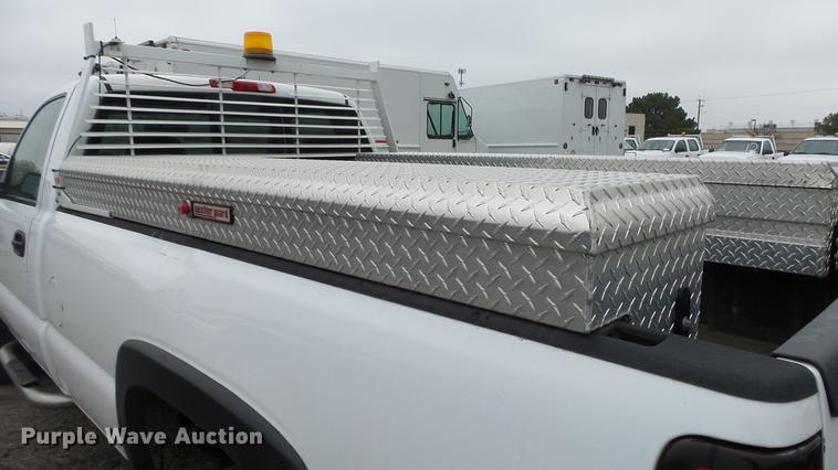 image for item DC3209 2006 Chevrolet Silverado 2500HD pickup truck