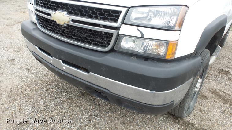 image for item DC3209 2006 Chevrolet Silverado 2500HD pickup truck