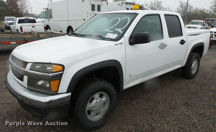 image for item DC3210 2006 Chevrolet Colorado Crew Cab pickup truck