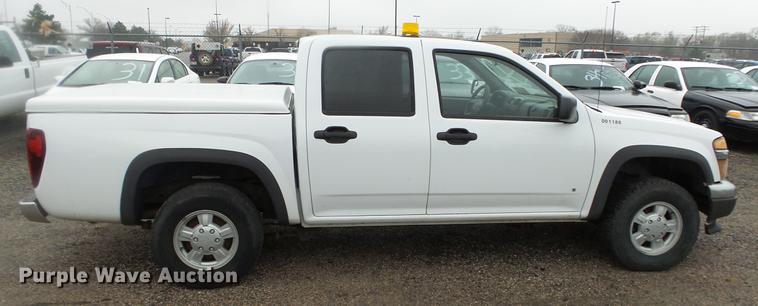 image for item DC3210 2006 Chevrolet Colorado Crew Cab pickup truck