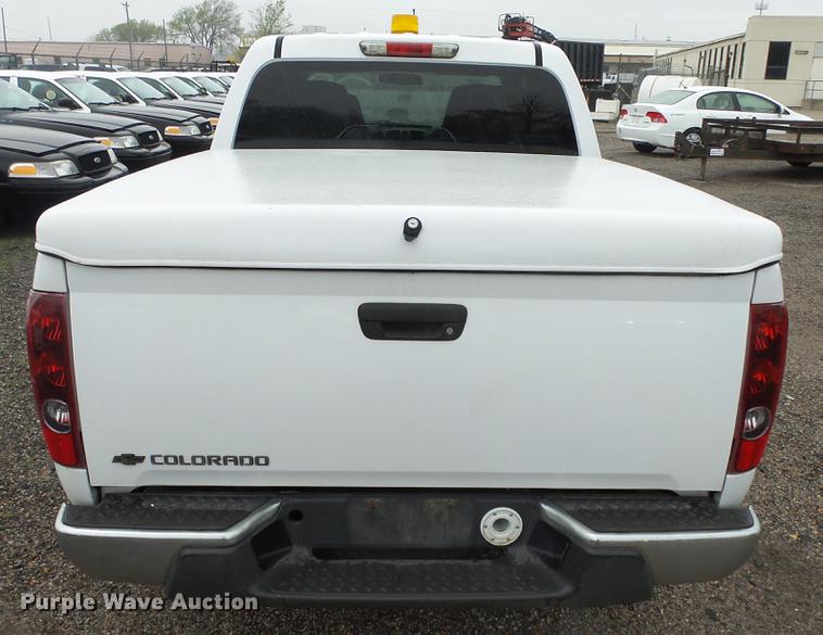image for item DC3210 2006 Chevrolet Colorado Crew Cab pickup truck